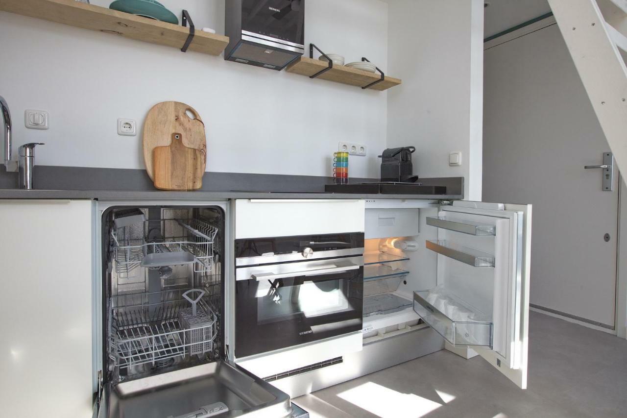 Apartment 45d